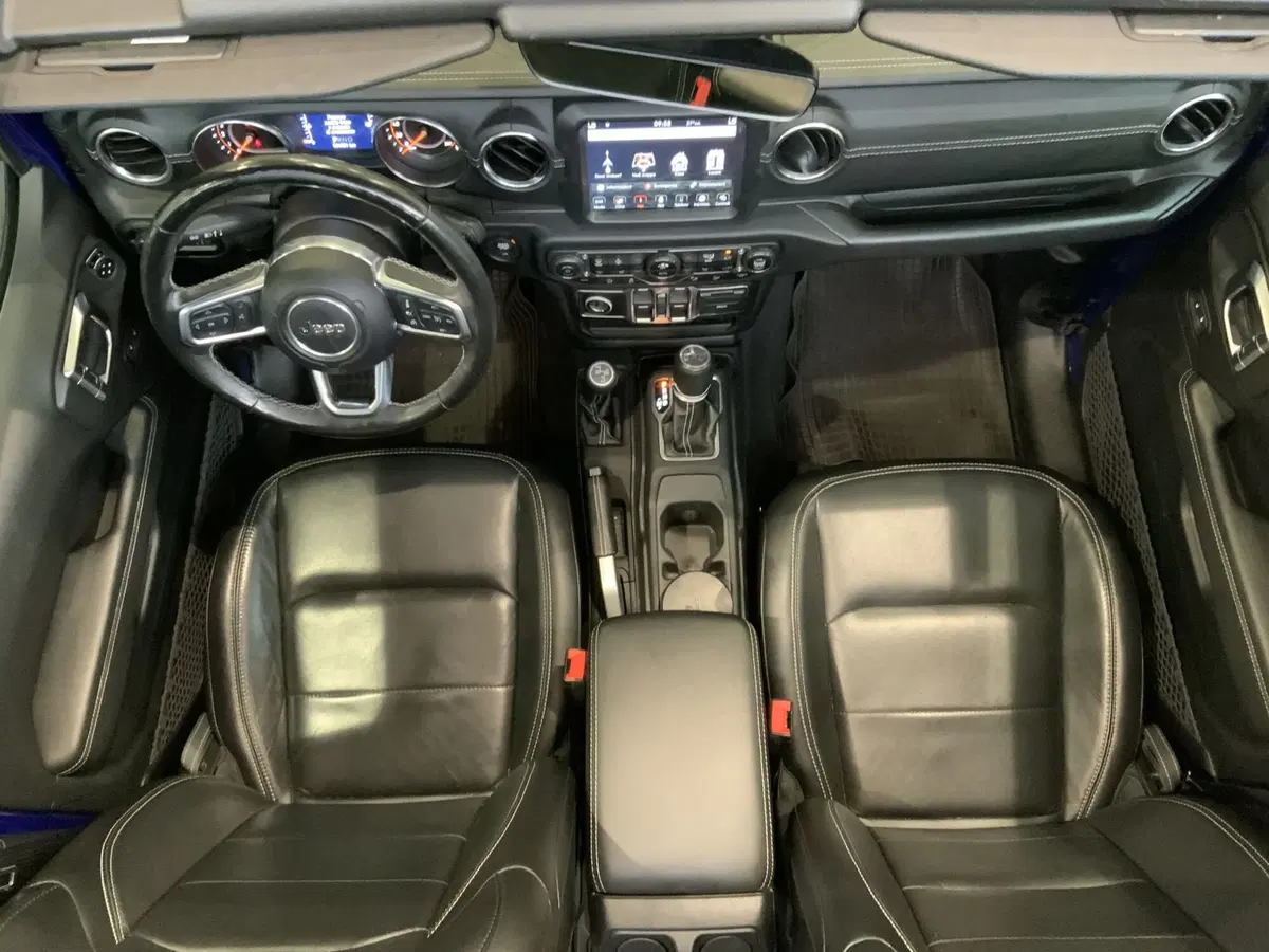 Jeep Wrangler usata a Vercelli (4)