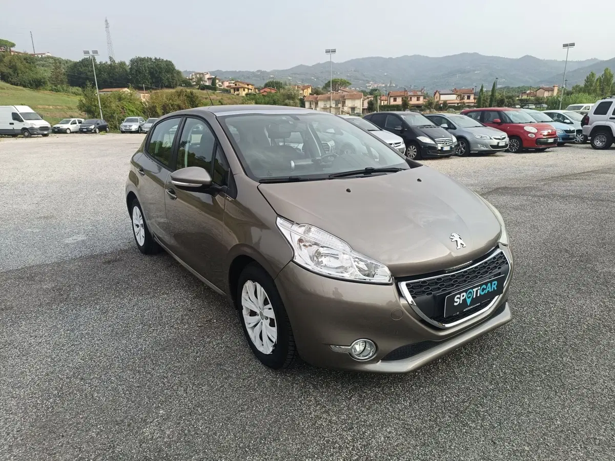 Peugeot 208 usata a Pistoia (3)