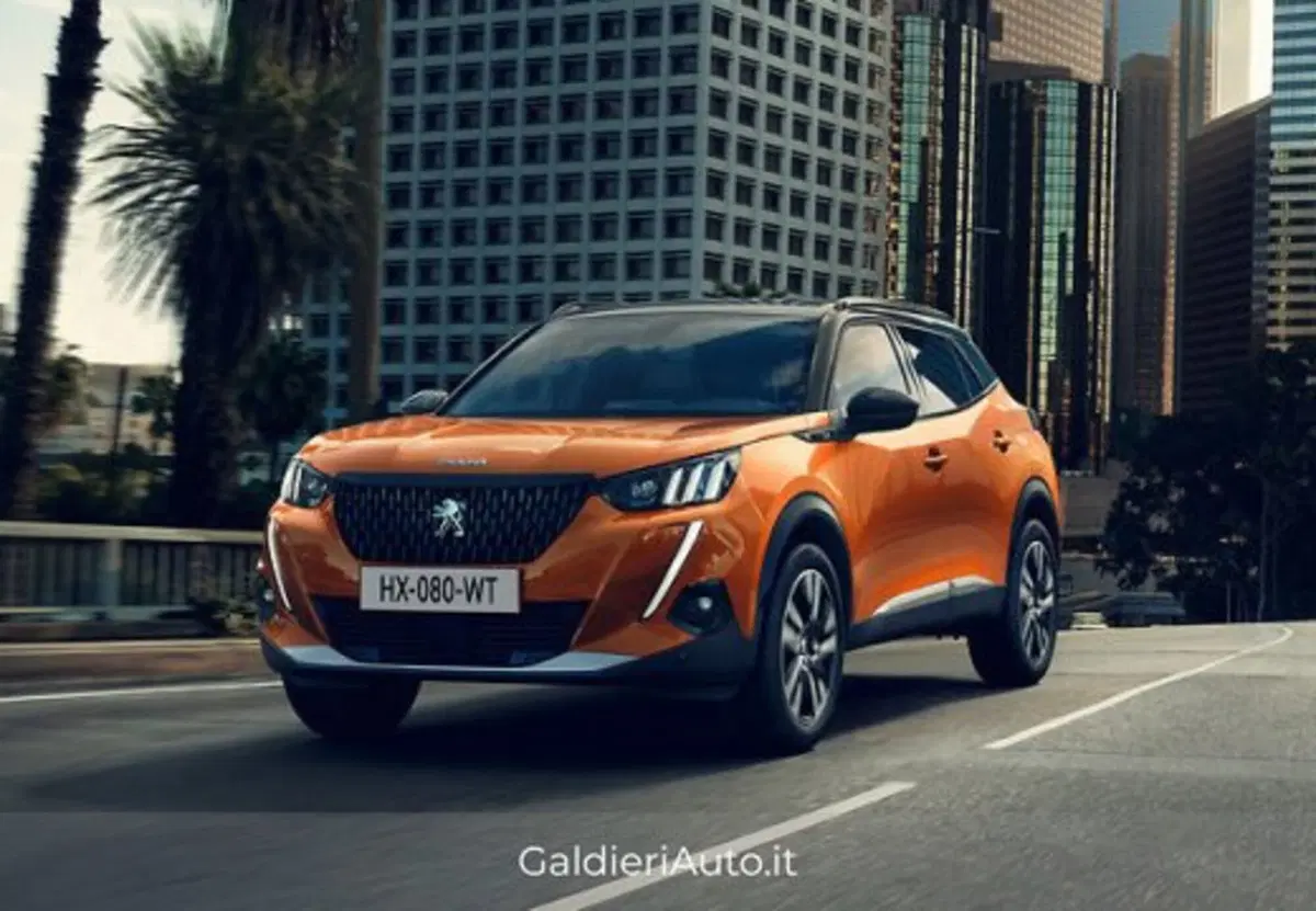 Peugeot 2008 nuova a Salerno (8)