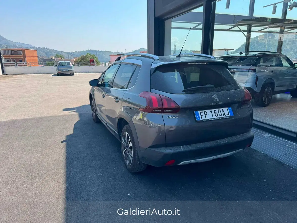 Peugeot 2008 usata a Salerno (3)