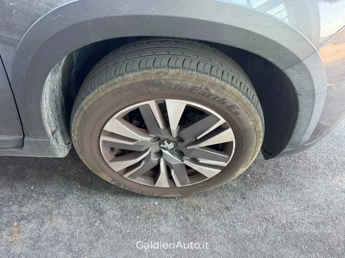 Peugeot 2008 usata a Salerno (9)