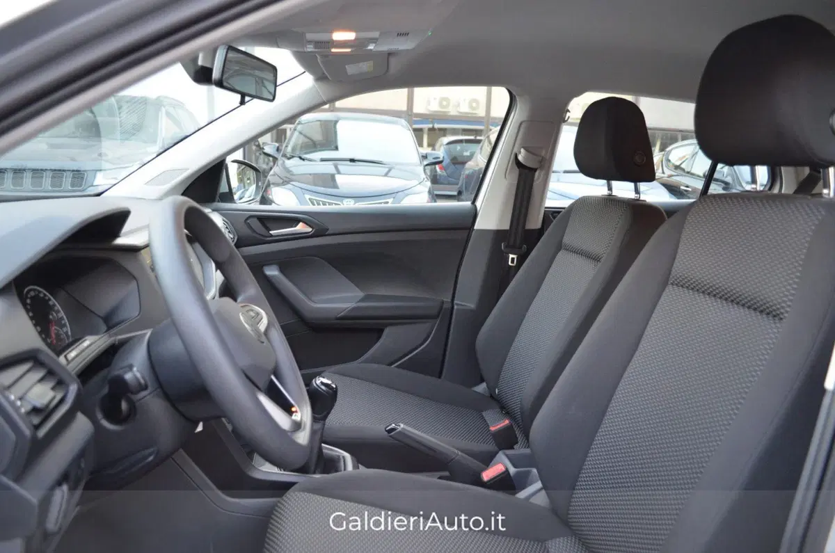Volkswagen T-Cross usata a Salerno (8)