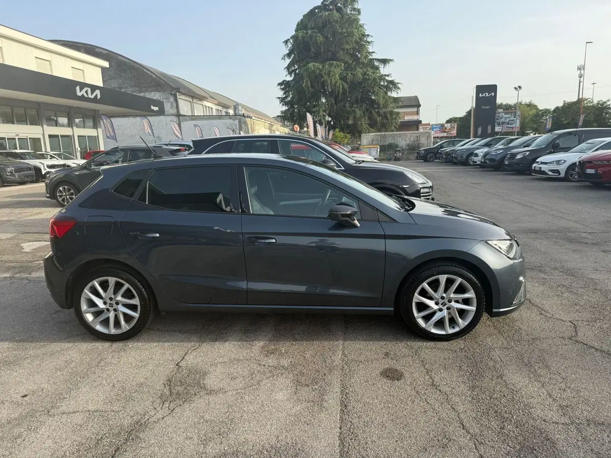 SEAT Ibiza usata a Rimini (9)