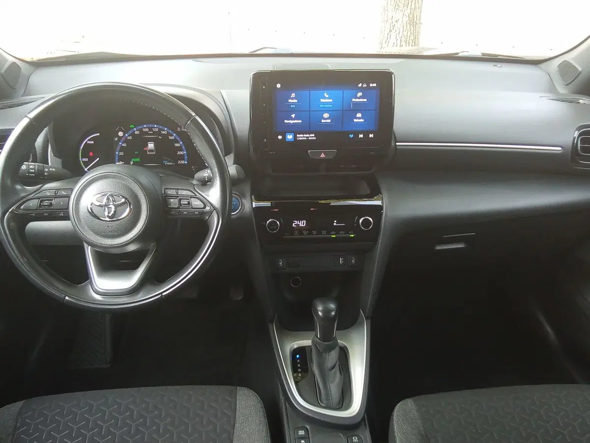 Toyota Yaris Cross usata a Rimini (19)