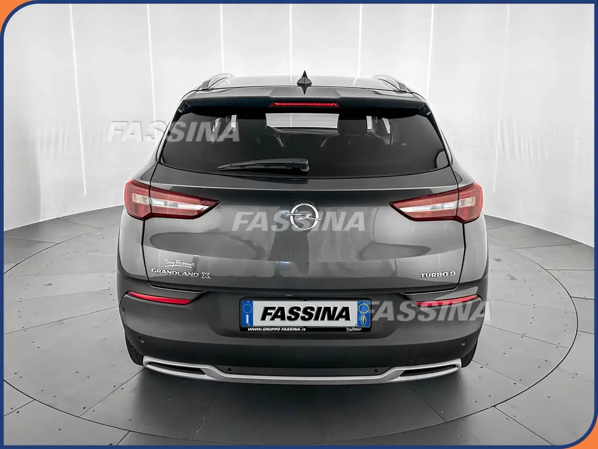 Opel Grandland X usata a Milano (5)