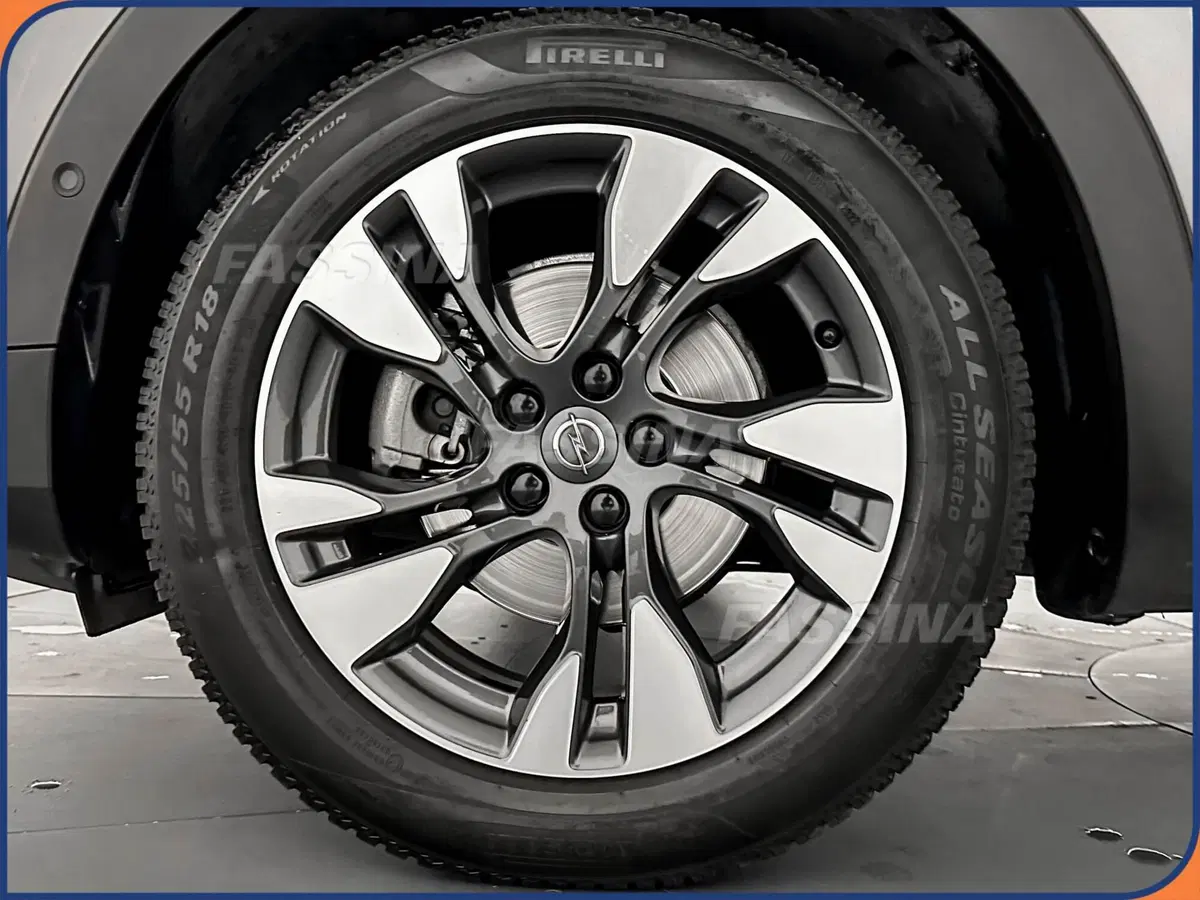 Opel Grandland X usata a Milano (7)
