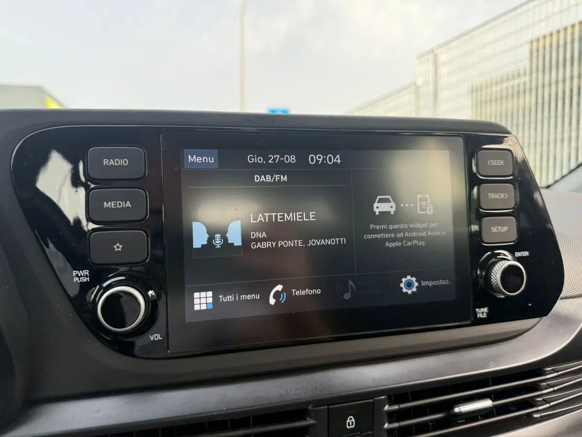 Hyundai i20 usata a Massa-Carrara (11)