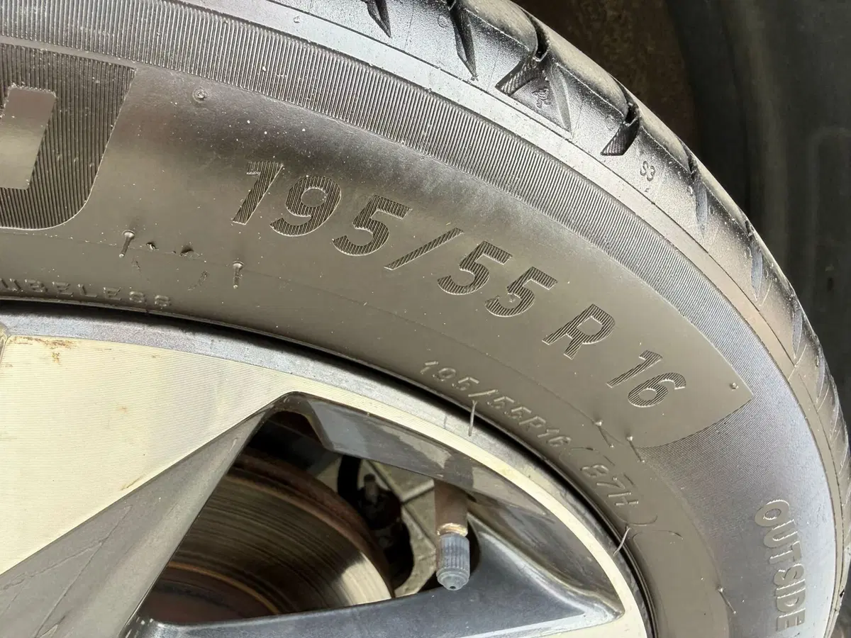 Hyundai i20 usata a Massa-Carrara (19)
