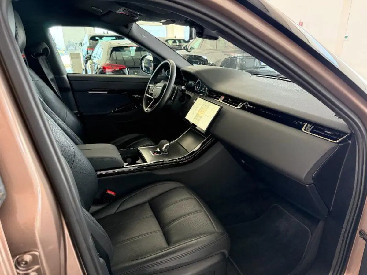 Land Rover Range Rover Evoque usata a Venezia (15)