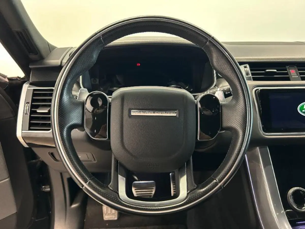 Land Rover Range Rover Sport usata a Venezia (17)