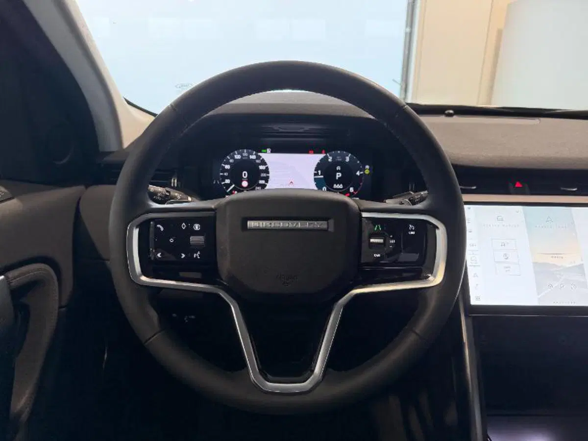 Land Rover Discovery Sport usata a Venezia (18)
