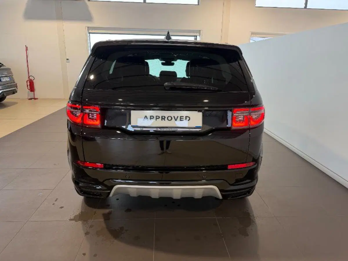 Land Rover Discovery Sport usata a Venezia (4)