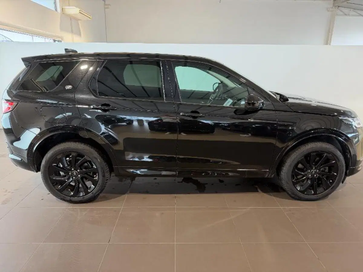 Land Rover Discovery Sport usata a Venezia (6)