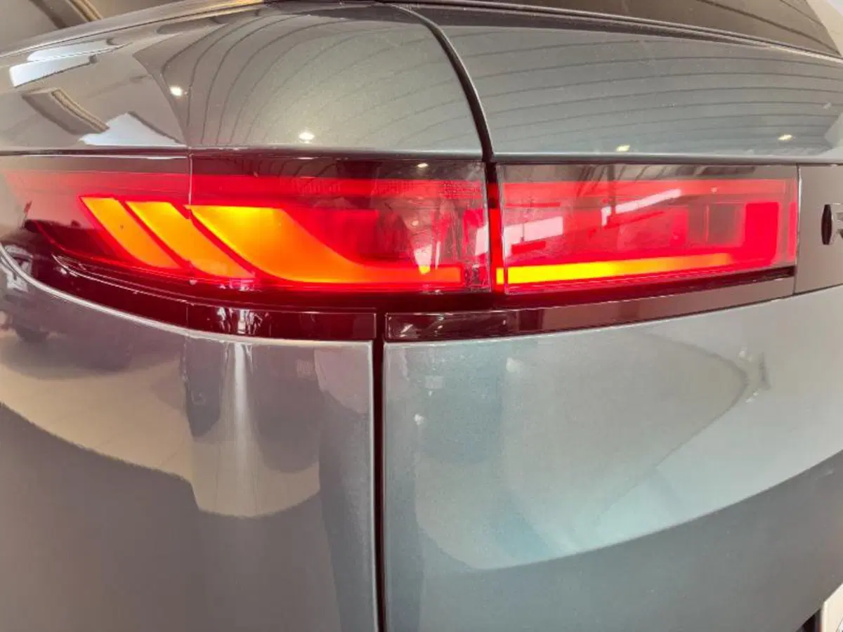 Land Rover Range Rover Sport usata a Venezia (10)