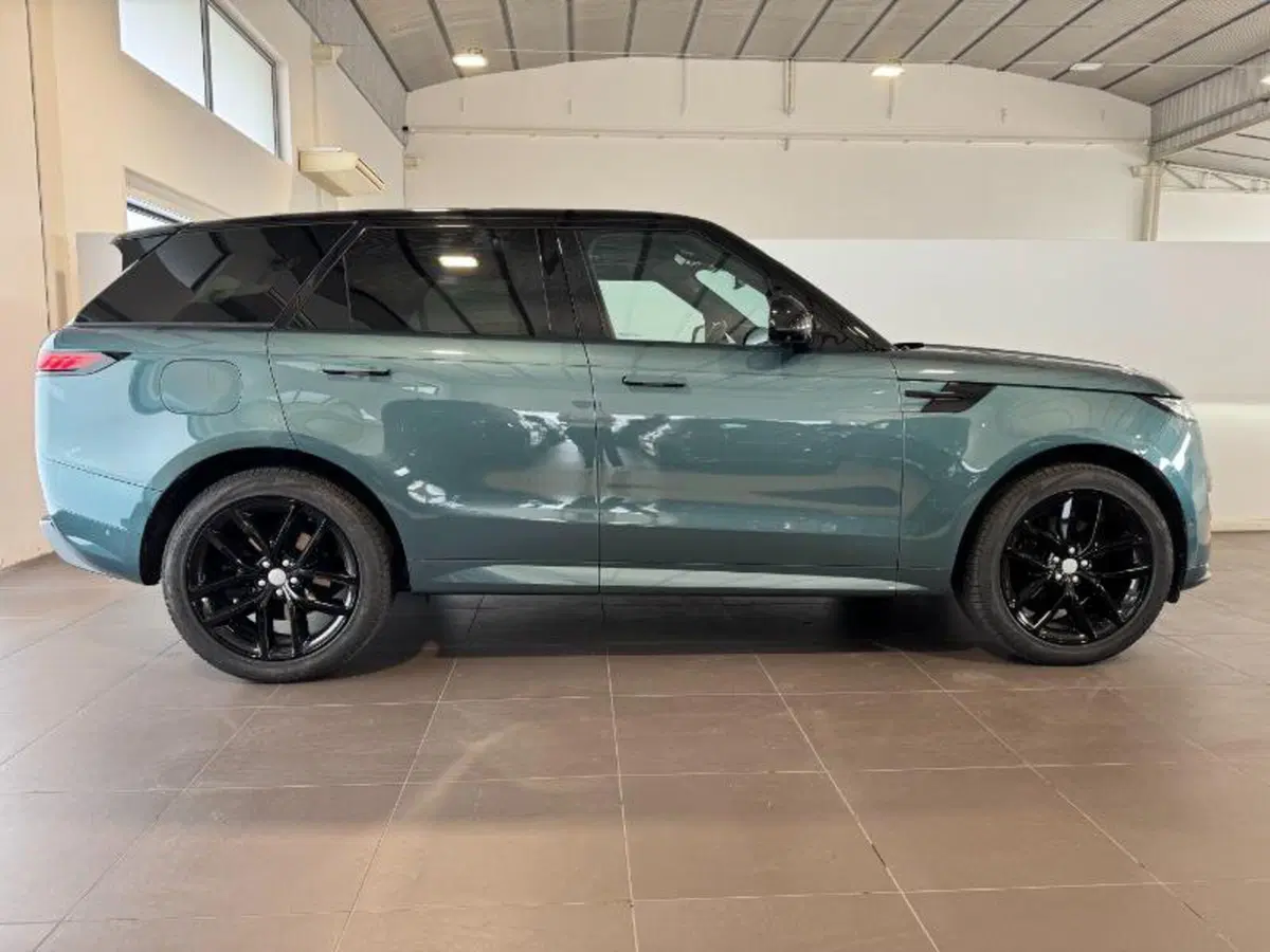 Land Rover Range Rover Sport usata a Venezia (6)