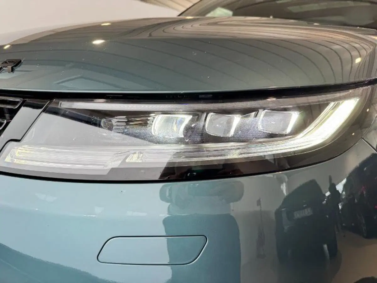 Land Rover Range Rover Sport usata a Venezia (9)
