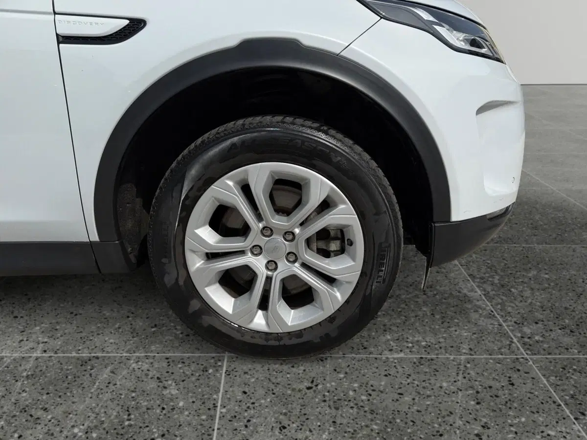 Land Rover Discovery Sport usata a Trento (9)