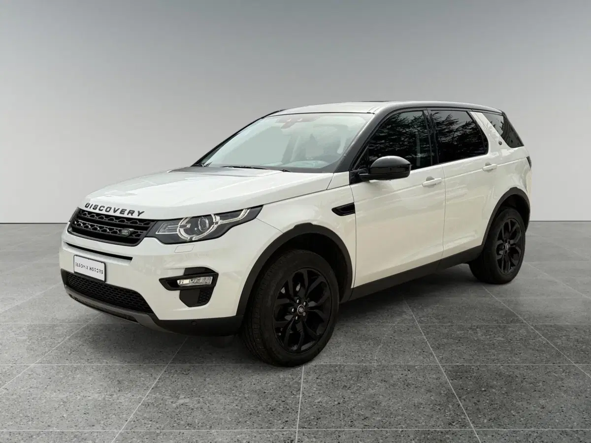 Land Rover Discovery Sport usata a Trento
