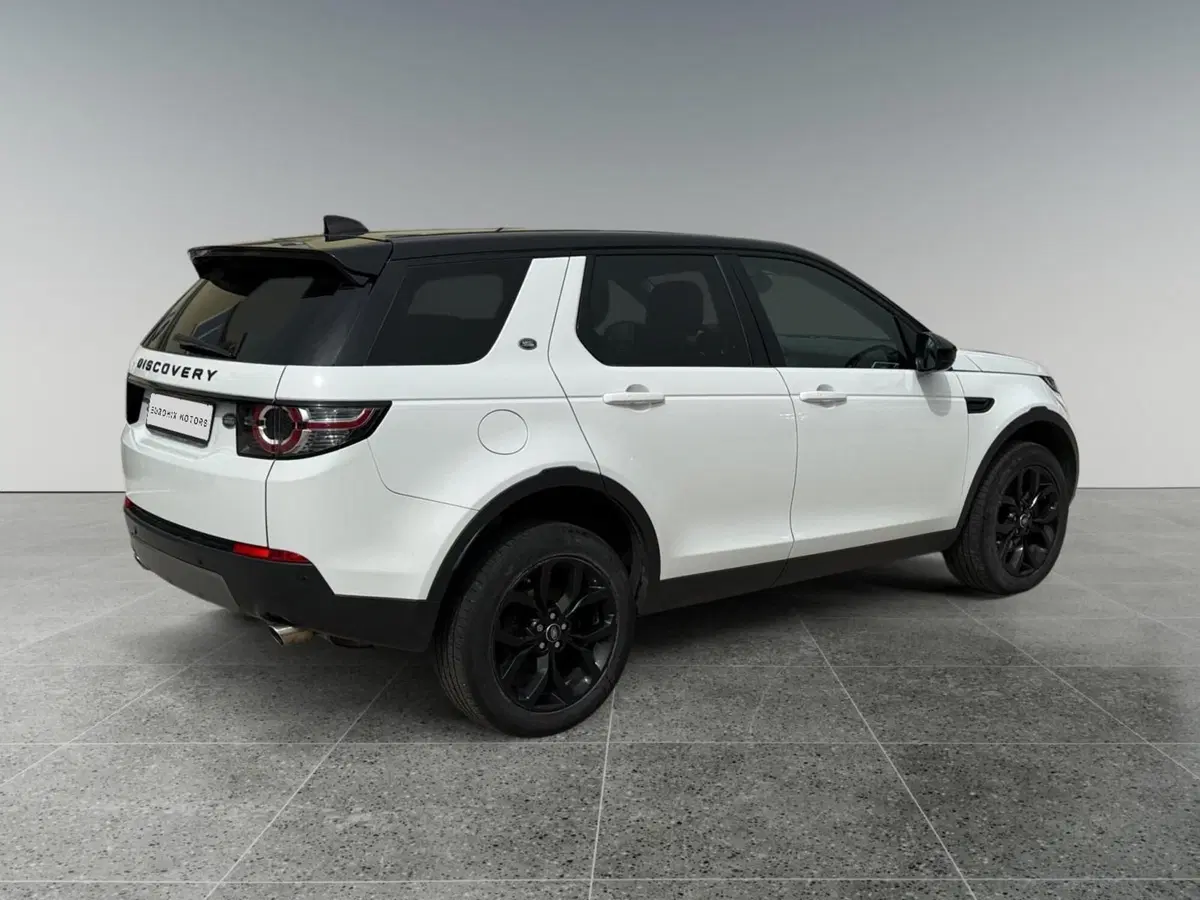 Land Rover Discovery Sport usata a Trento (2)