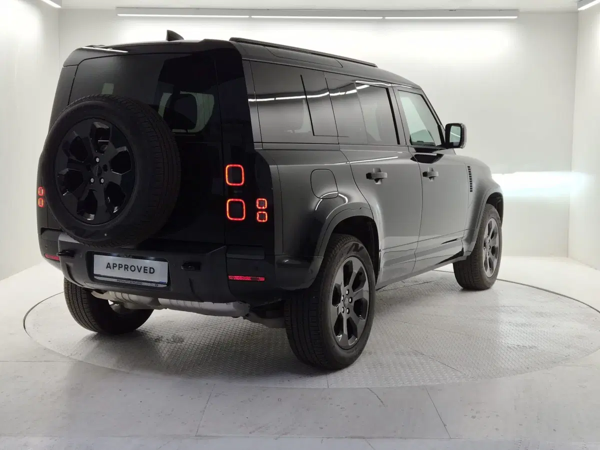 Land Rover Defender usata a Bergamo (2)