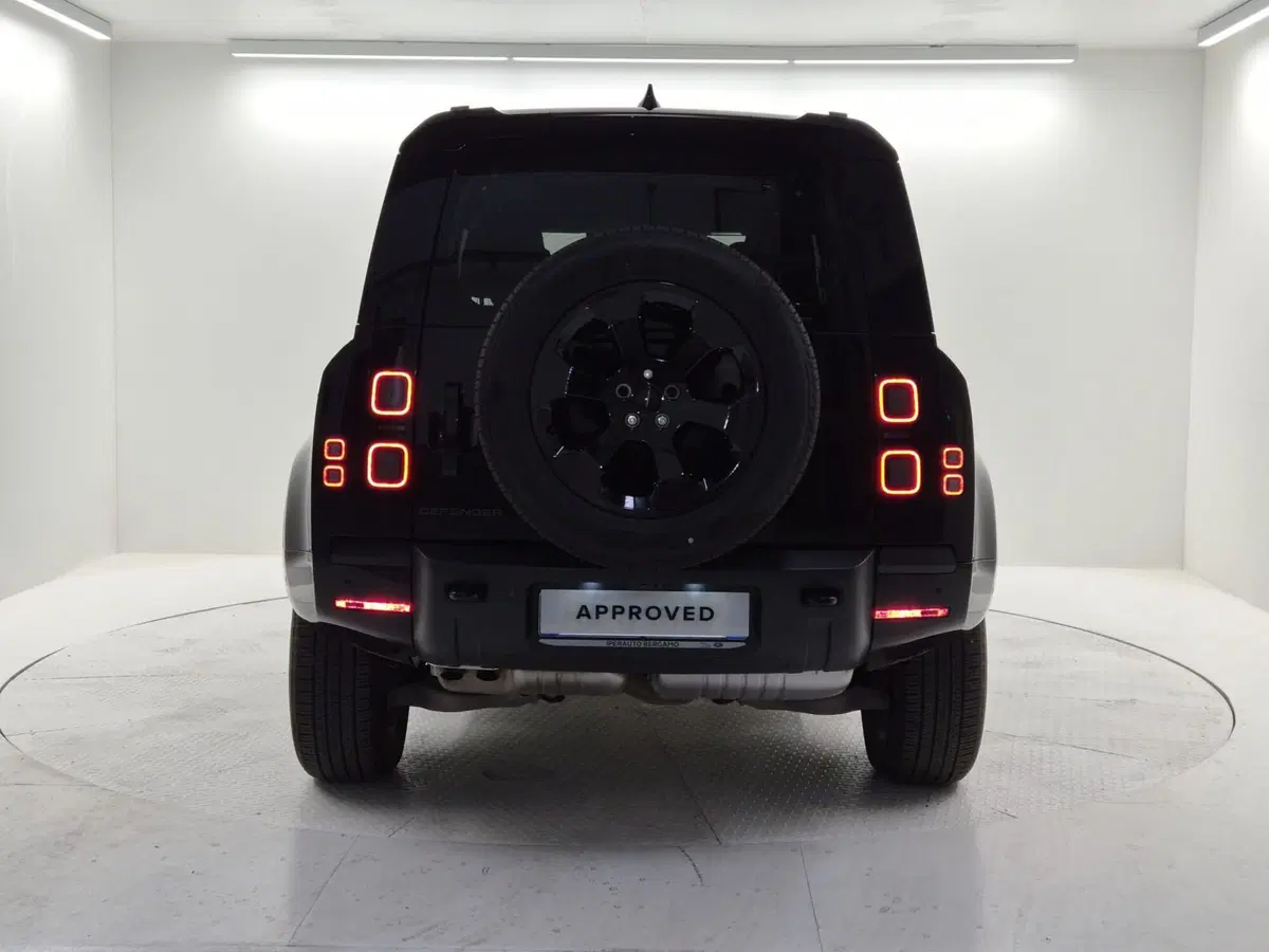 Land Rover Defender usata a Bergamo (7)