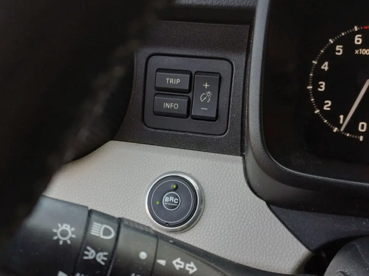 Suzuki Ignis usata a Modena (13)