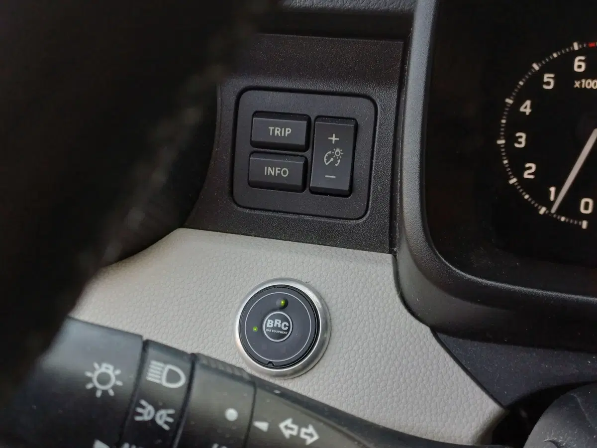 Suzuki Ignis usata a Modena (13)