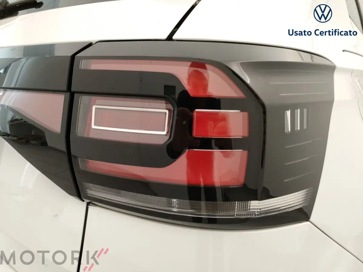 Volkswagen T-Cross usata a Varese (10)