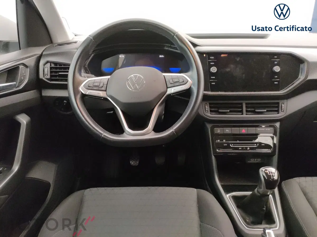 Volkswagen T-Cross usata a Varese (12)