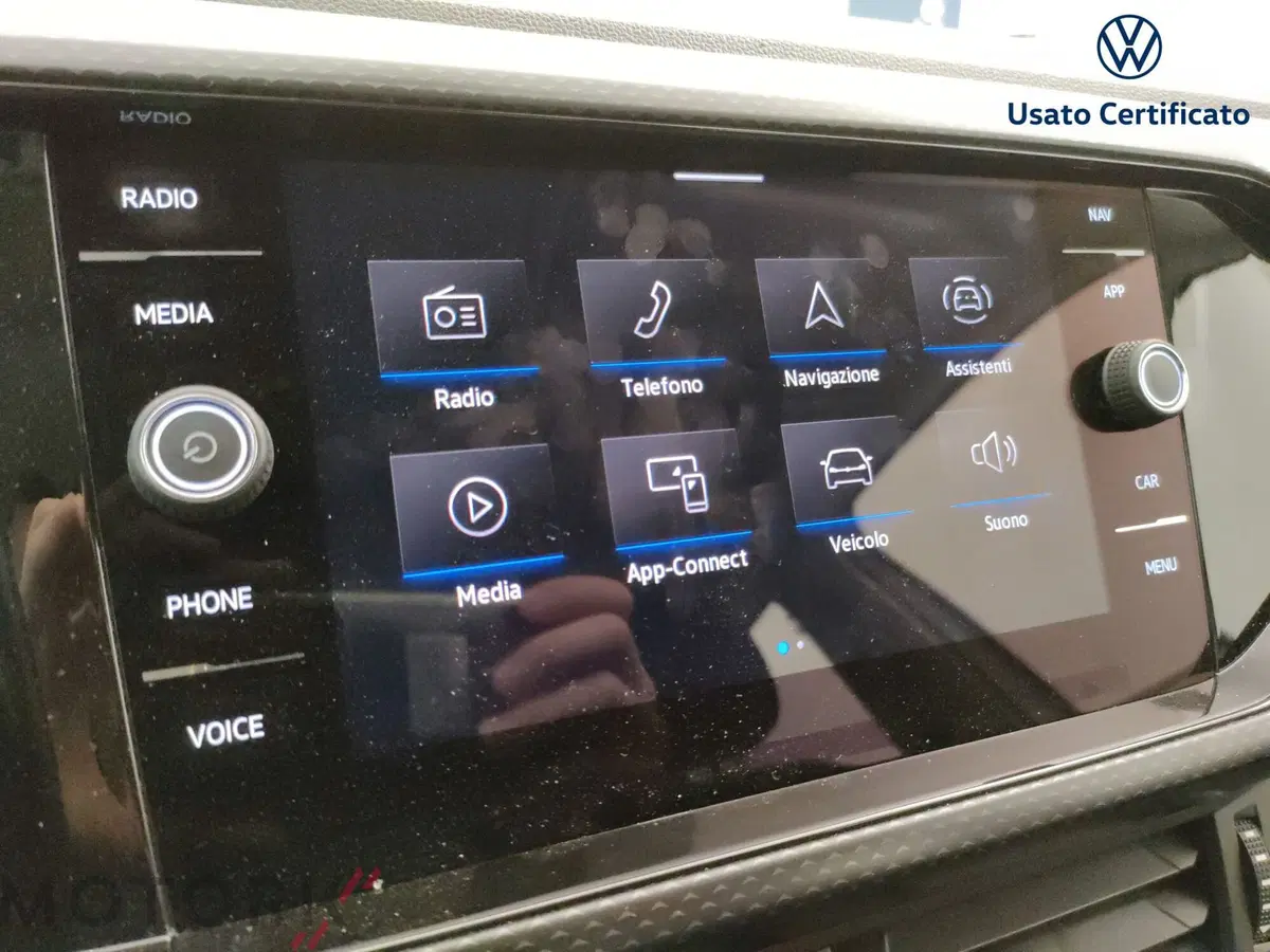 Volkswagen T-Cross usata a Varese (14)