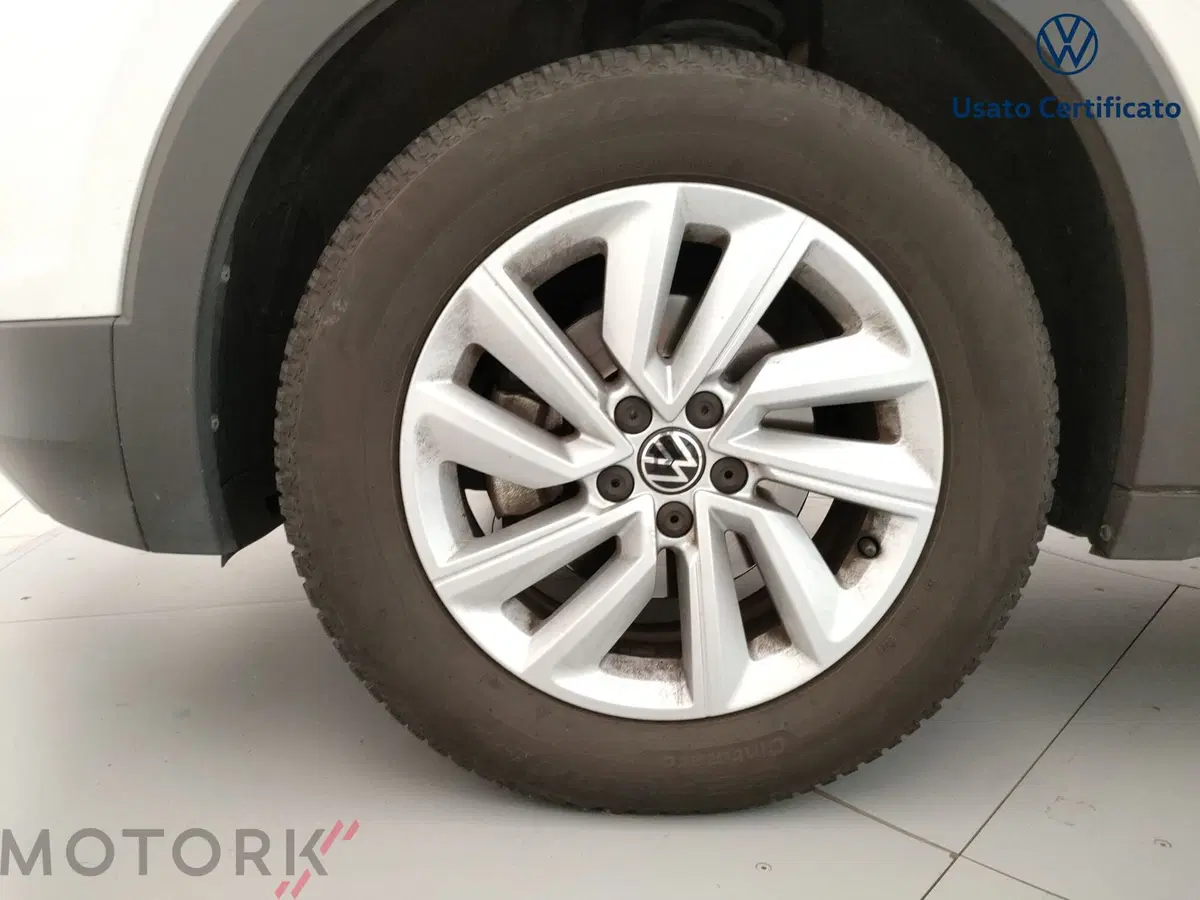 Volkswagen T-Cross usata a Varese (6)