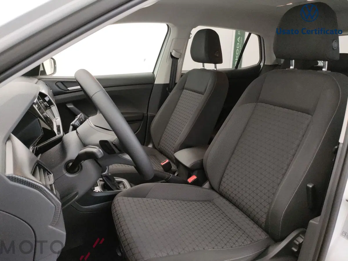 Volkswagen T-Cross usata a Varese (11)