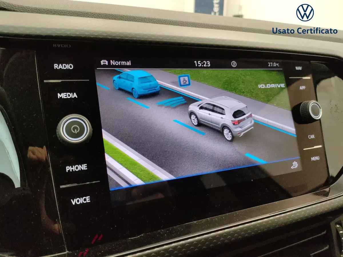 Volkswagen T-Cross usata a Varese (15)
