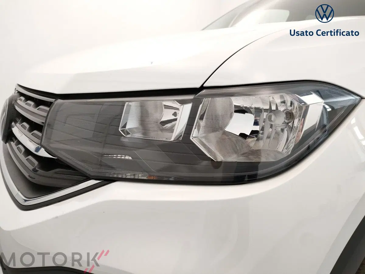 Volkswagen T-Cross usata a Varese (7)