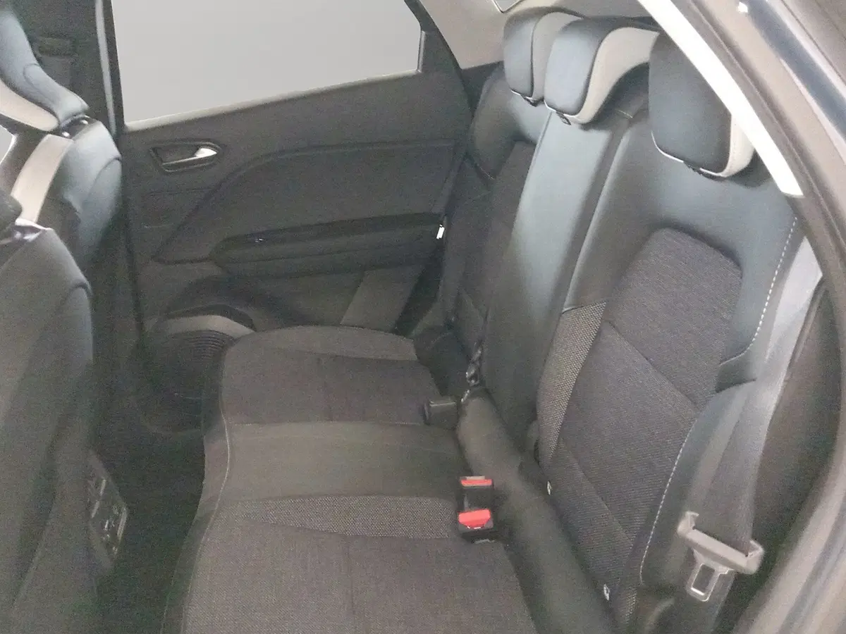 Renault Captur usata a Macerata (12)