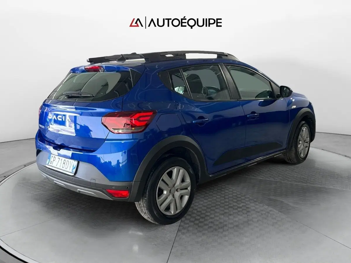 Dacia Sandero usata a Roma (5)