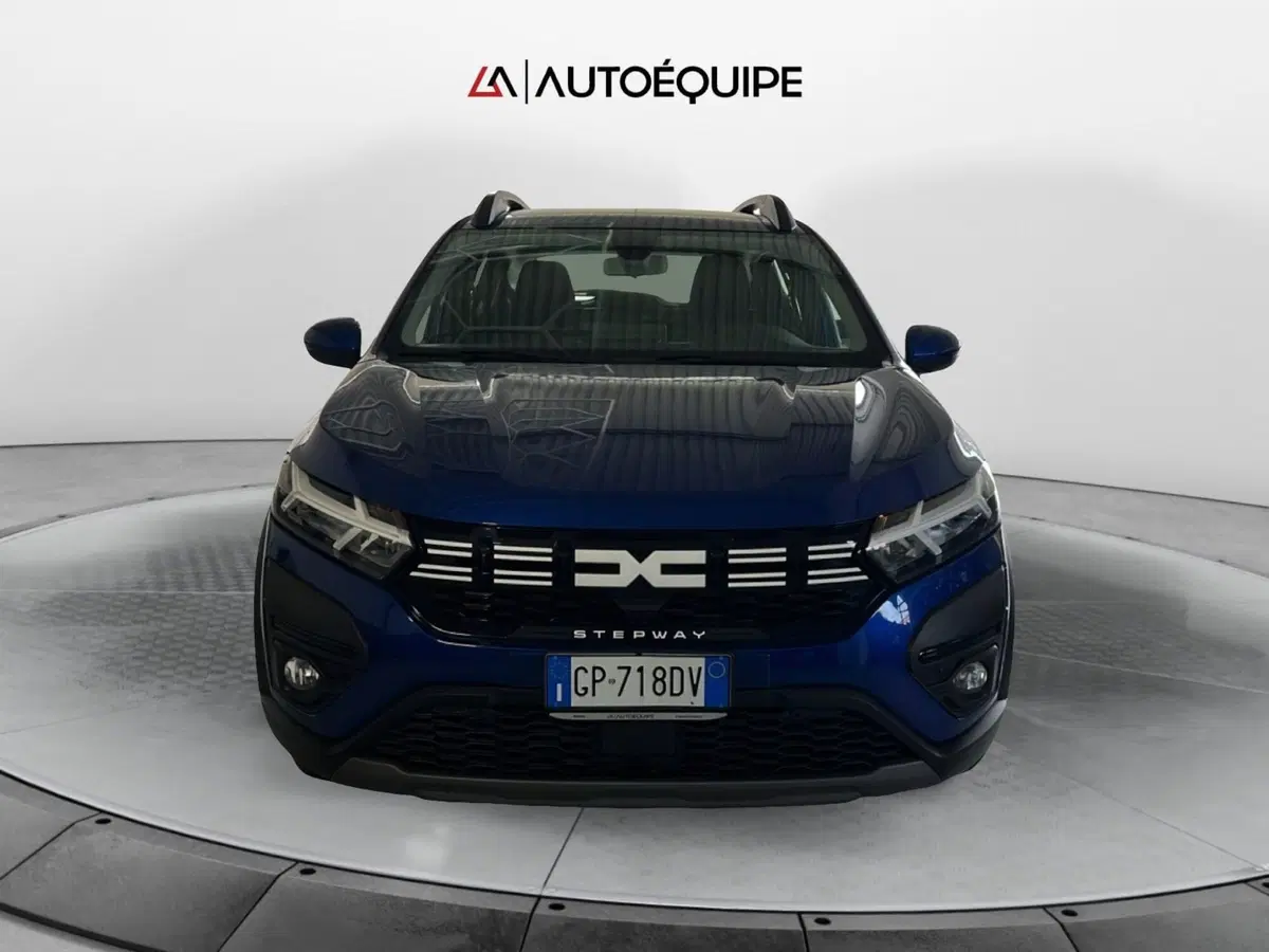 Dacia Sandero usata a Roma (8)