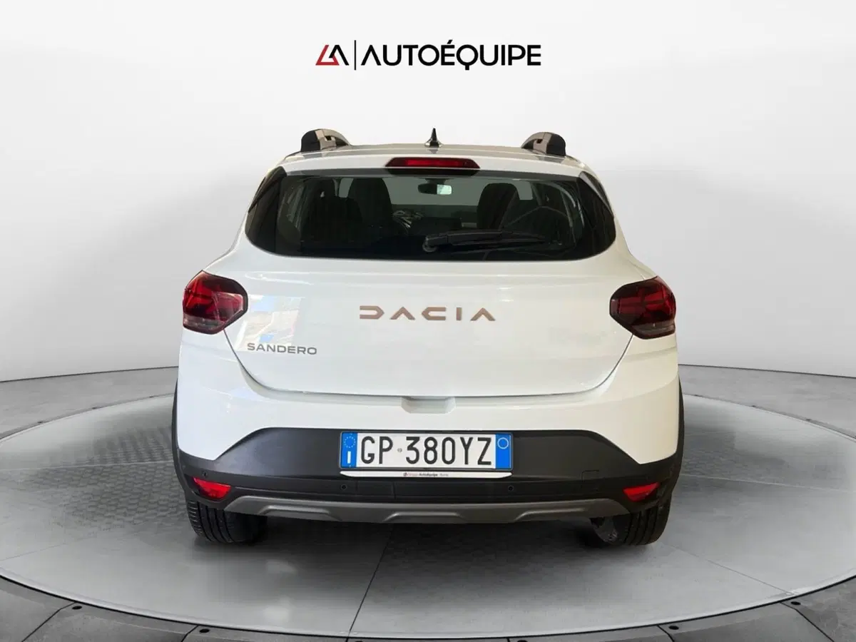 Dacia Sandero usata a Roma (4)