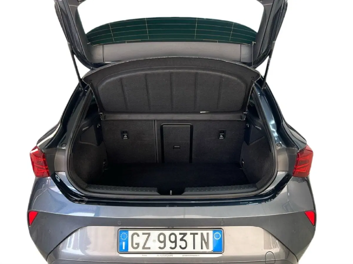 Cupra Leon usata a Roma (10)