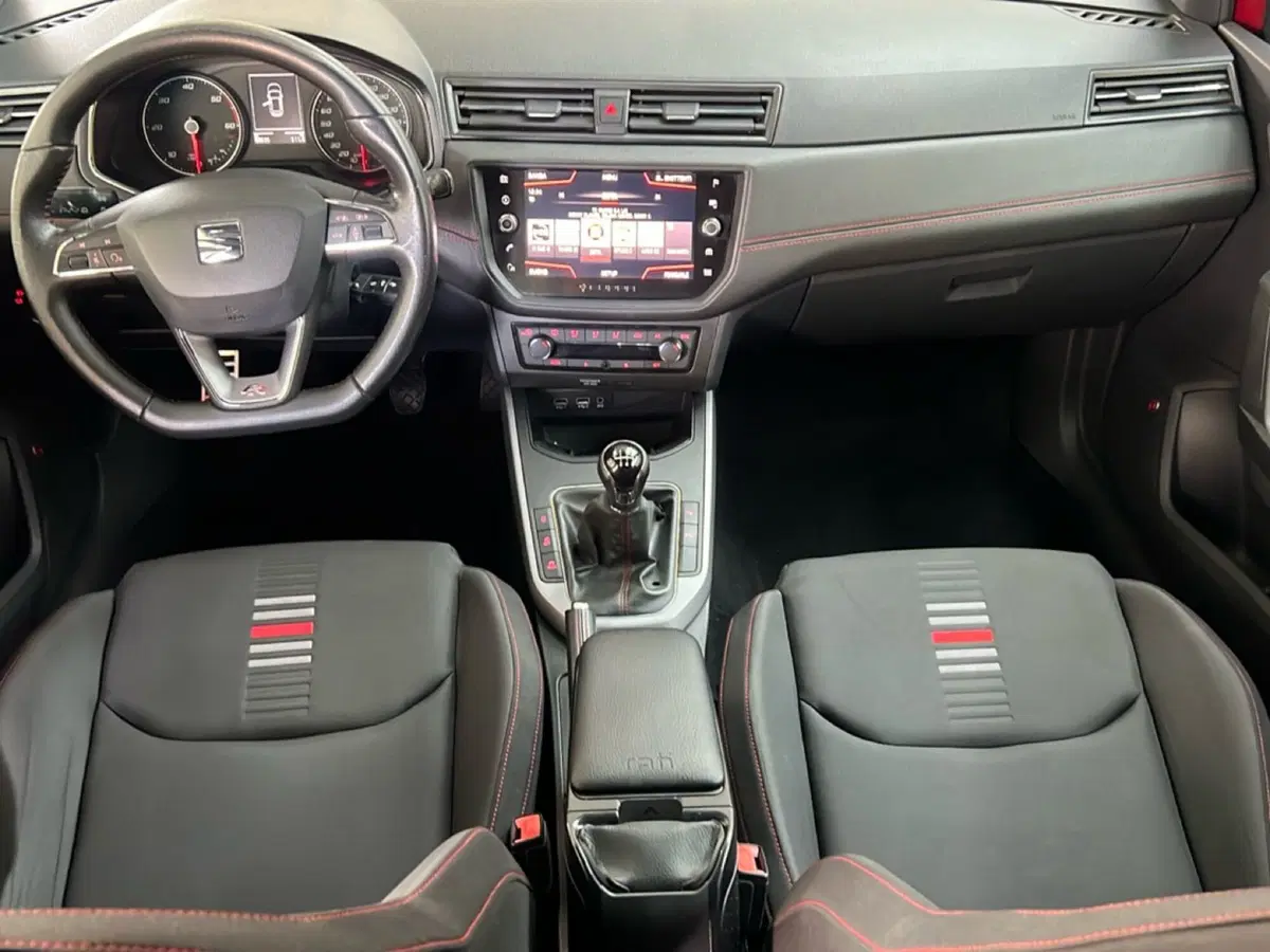 SEAT Arona usata a Roma (11)