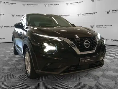 Nissan Juke 1.0 dig-t Acenta 114cv del 2022 usata a Varese