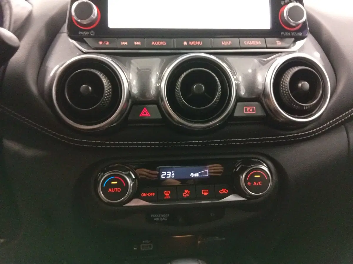 Nissan Juke usata a Varese (12)