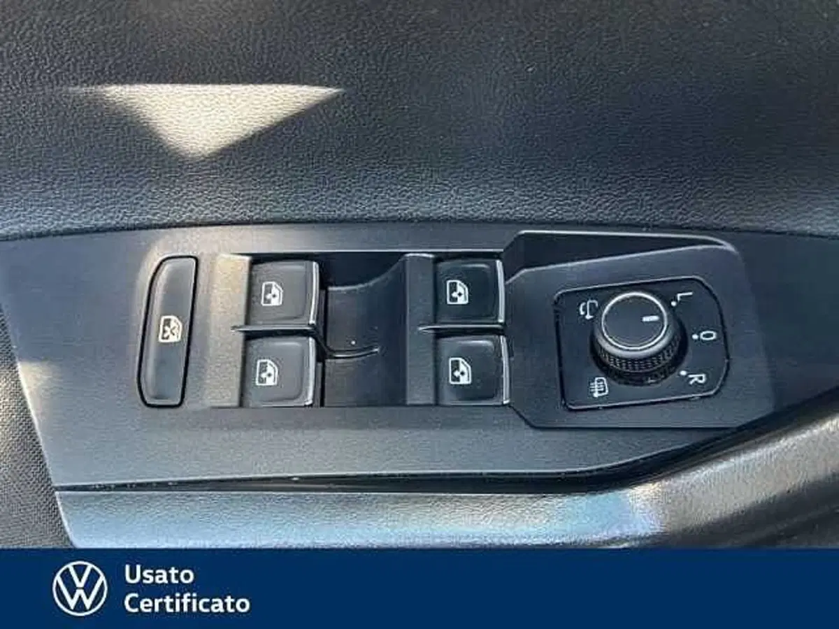Volkswagen Taigo usata a Vicenza (12)