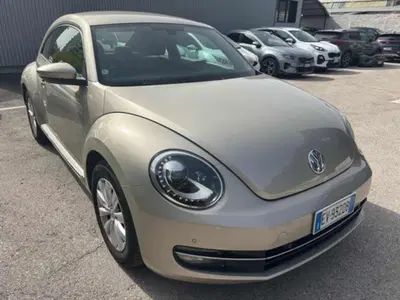 Volkswagen Maggiolino 1.2 TSI Design del 2014 usata a Pesaro