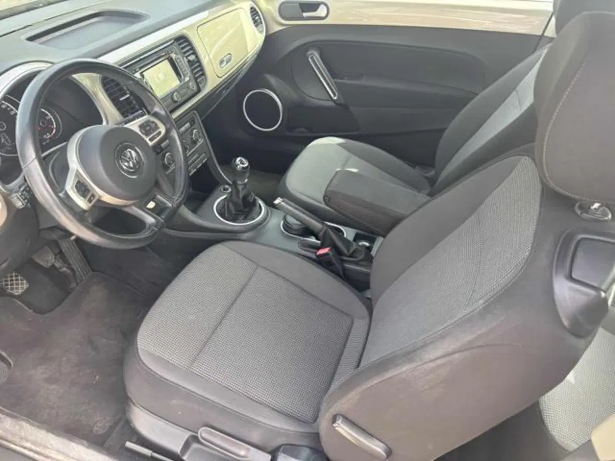 Volkswagen Maggiolino usata a Pesaro-Urbino (11)