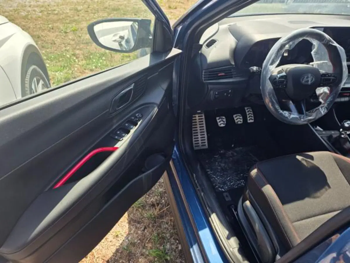 Hyundai i20 nuova a Pesaro-Urbino (4)