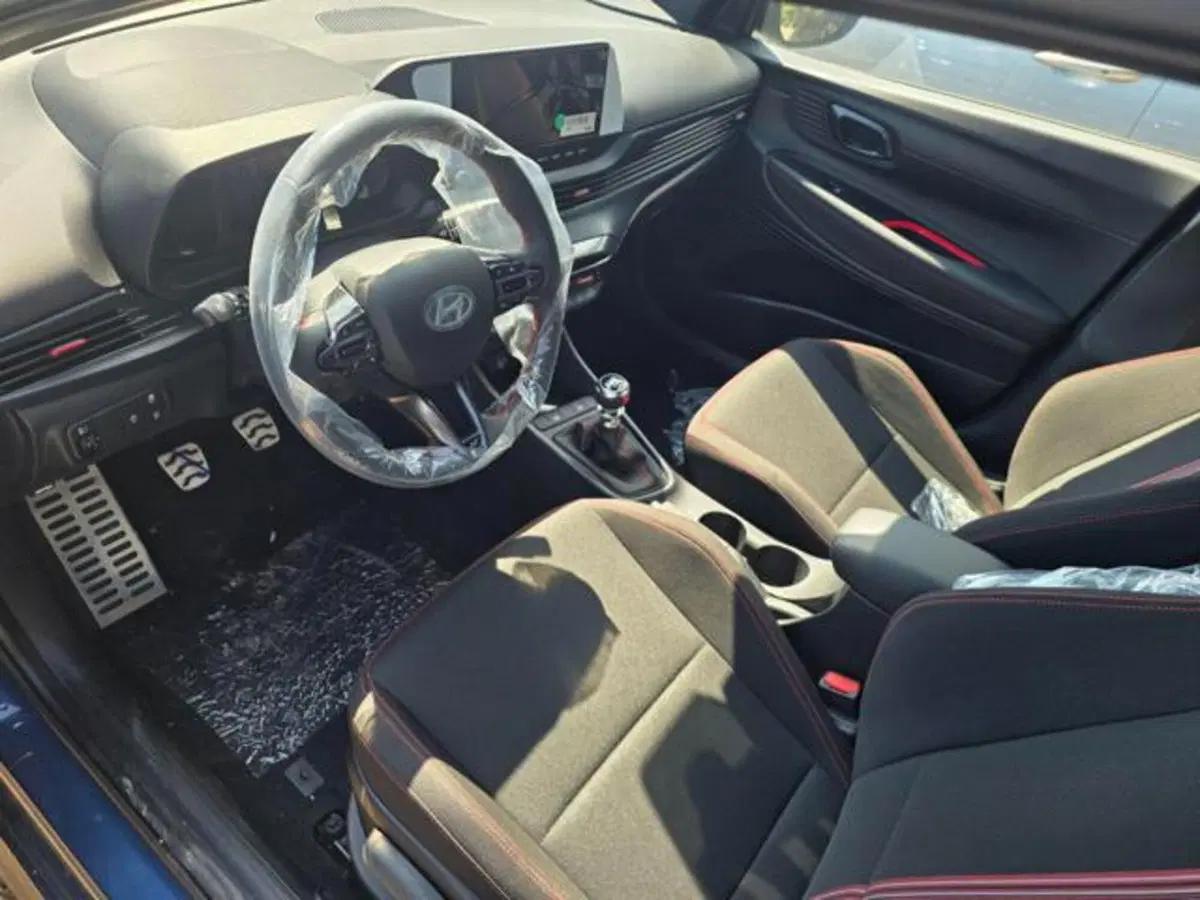 Hyundai i20 nuova a Pesaro-Urbino (5)