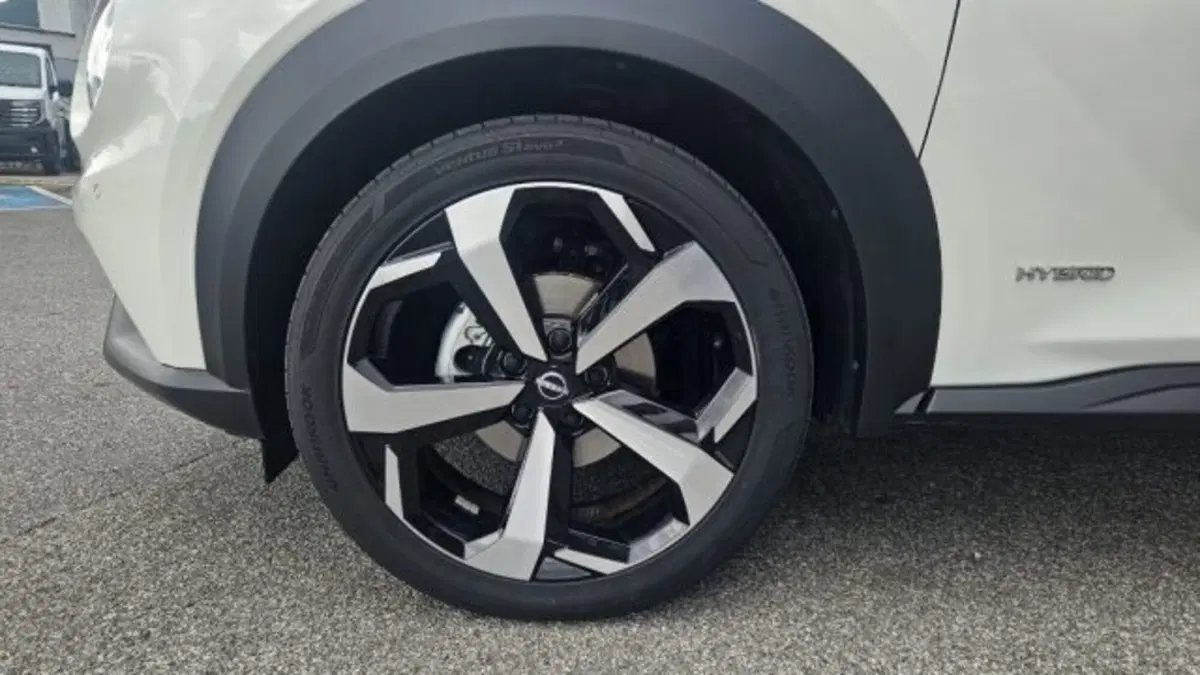 Nissan Juke usata a Lucca (19)