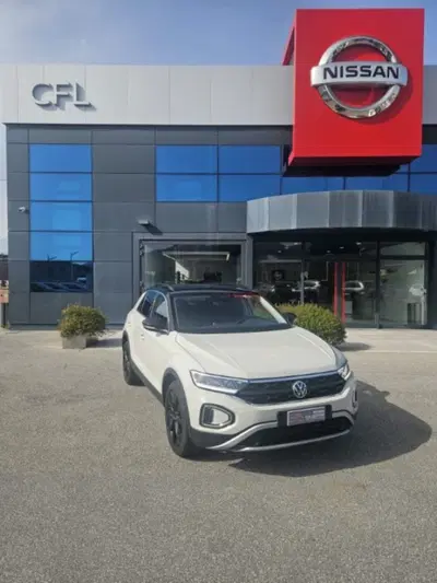 Volkswagen T-Roc 1.0 TSI R-Line del 2023 usata a Lucca
