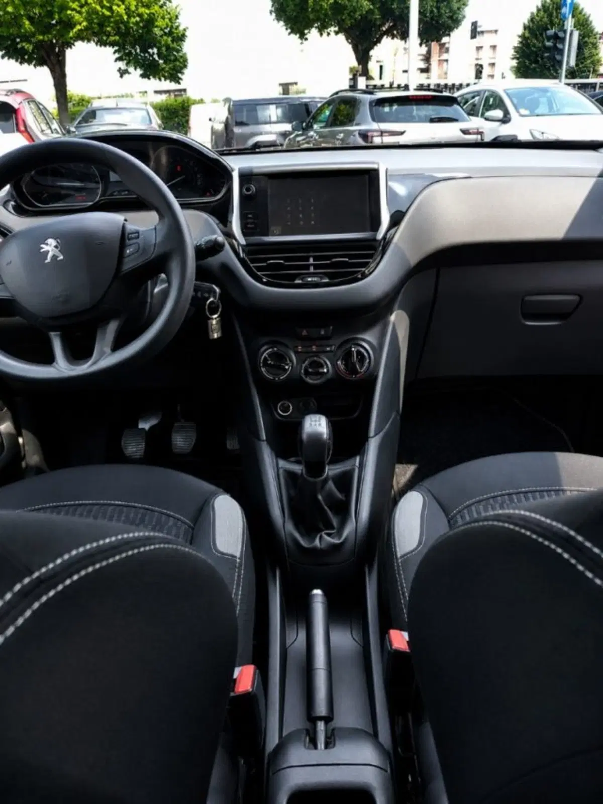 Peugeot 208 usata a Firenze (10)